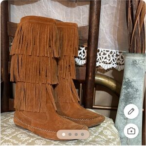 LC Lauren Conrad Tan Suede Fringe Moccasins